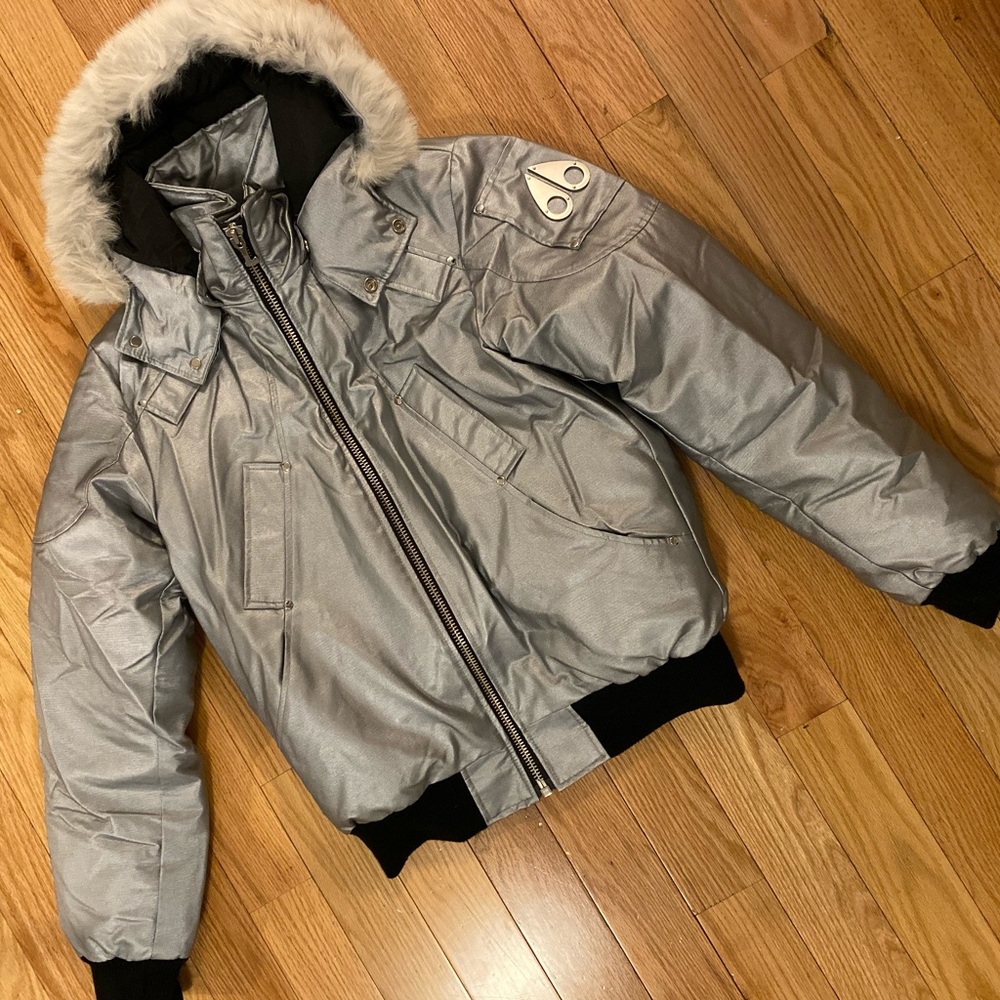 Excellent Mooseknuckles Canada coat!